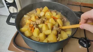Жаркое по-домашнему / Жаркое из свинины /тушена картопля з м'ясом/ Соус