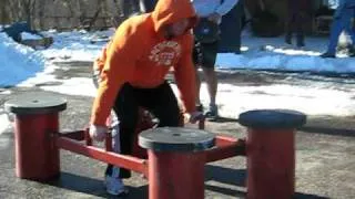 Derek Poundstone 950 lb frame carry