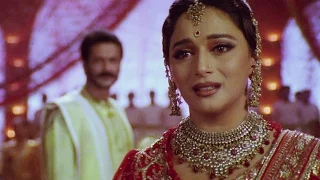 Madhuri Dixit slaps Milind Gunaji | Devdas