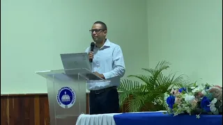 Oratoria social.- Discurso sobre la importancia de la educación para el desarrollo.