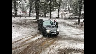 BMW X3 PLAYING ON SNOW!!!