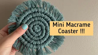 Mini Macrame Coaster tutorial - How to make mini macrame coasters for the holidays.