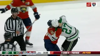 Mason Marchment vs Matthew Tkachuk Nov 17, 2022