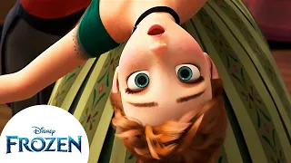 Momentos divertidos de Frozen | Trata de no reírte | Frozen