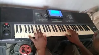 Sebène en 3 temps à la basse au piano