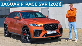 Jaguar F-PACE SVR 2022 review - Shockingly *LOUD* & fast!