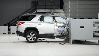 2021 Chevrolet Traverse passenger-side small overlap IIHS crash test