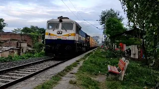 #09270 porbandar Motihari express skip halt at quick acceleration