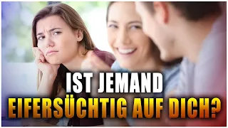 7 Anzeichen, dass jemand eifersüchtig ist