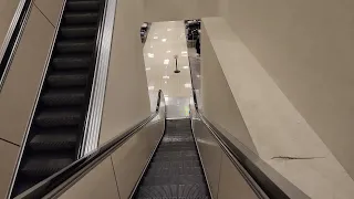 Montgomery Escalators JCPenney The Oaks Mall Thousand Oaks, CA