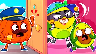 Stranger Danger Song 😱 Don't Open Door to Strangers! 🚪 + More Safety Tips by Meet Penny💖🥑