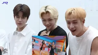 Stray kids Reaction STAYC (스테이씨) ' RUN2U ' M/V