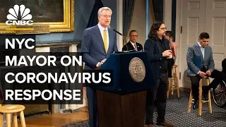 NYC Mayor Bill de Blasio holds a briefing on the coronavirus pandemic - 3/26/2020