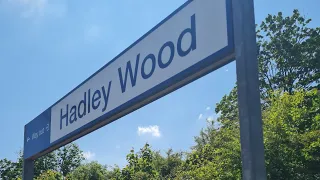 trains at Hadley wood