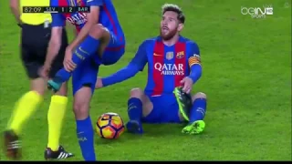 Messi Angry Moment • Yellow Card • Sevilla V Barcelona • 06/11/2016