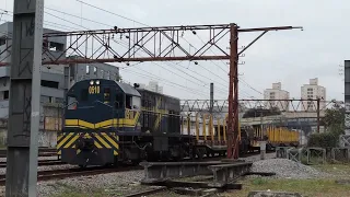 Trem de lastro com a Locomotiva U5B 0510 da SLV a serviço da CPTM