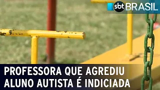 Professora que agrediu aluno autista é indiciada | SBT Brasil (15/10/22)