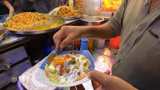 Tawakkal Channa Chaat Street Food Karachi - Hussainabad Street Food - Pakistan Street Food