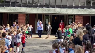 SJS Students “Clap Out” their Principal Mrs. Stasi