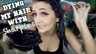 Dying my hair black with sharpies  *Hair Hacks*
