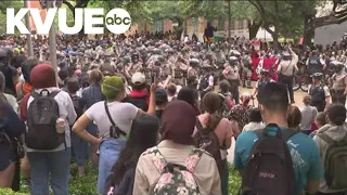 More than 20 arrests made at pro-Palestine protest on UT Austin campus