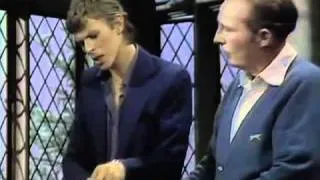 Bing Crosby and David Bowie Power Duo Little Drummer Boy