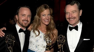 Julia Louis-Dreyfus and Bryan Cranston Makeout - Emmys 2014 Top 5 Moments