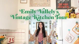 Vintage Kitchen Tour | Emily Vallely-Pertzborn's Vintage Apartment