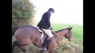 Fox hunting in Ireland with the Suir Vale Harriers Hunt Rahaelty Jan 2019