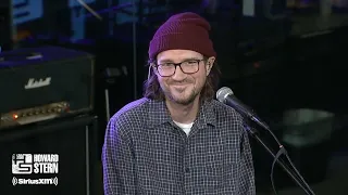 John Frusciante - Returns to Red Hot Chili Peppers (Howard Stern Interview Clip)