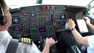 Cockpit view: Private Boeing 727-100 - Takeoff from Sacramento McClellan (MCC) plus SCK Touch & Go