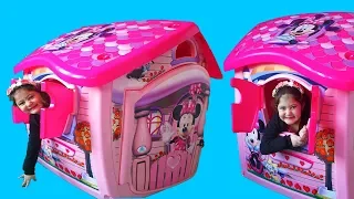 Masal and Öykü build New Disney Minnie Mouse Playhouse - Fun Video