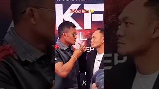 Poked his eye 😂 #buakaw #saenchai #boxing #eyeball