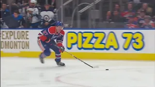 How to Skate Like Connor McDavid. Skating Stride in Slow Motion.