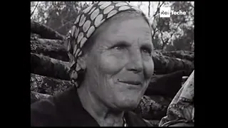 La donna che lavora. Le braccianti del sud Italia - Inchiesta di Ugo Zatterin