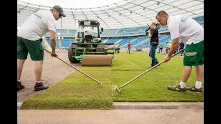 Stadion Śląski rozwija murawę