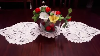 Crochet Pineapple Table Runner Louise 2/2