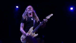 Jerry Cantrell - Nutshell solo - Budapest Park 18/07/01