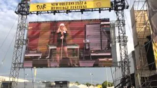 Christina Aguilera - "It's a Man's Man's Man's World" - New Orleans Jazz and Heritage Festival