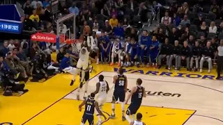 Wild sequence from the Warriors; Curry to Green to Kuminga for the highlight dunk