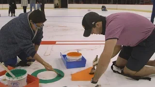 Manning paints the ice | Chicago Blackhawks