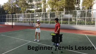 Beginner Tennis Lesson | Forehand,Backhand & Serve in just 20 Minutes