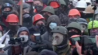 Protesters clash with police at large Ukraine rally