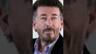 Robert Powell, el actor que interpretó a "Jesús de Nazaret" 🤔✝️ #Shorts