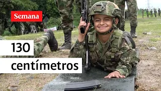 130 centímetros: la historia del soldado más pequeño del Ejército | Semana Noticias