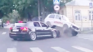 Russian Car crash compilation September week 1