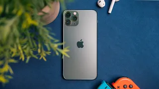 iPhone 11 Pro 1 Year Later: A VERY Long term Review!