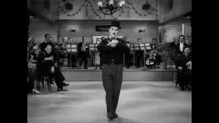 Charlie Chaplin sing in "Modern Times" (1936)