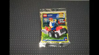 LEGO City Lawnmower 951903 Unboxing and Build