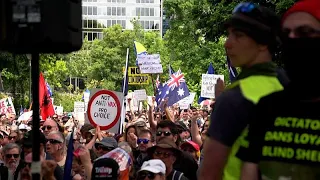 В Мельбурне прошла многотысячная акция протеста против законопроекта о пандемии